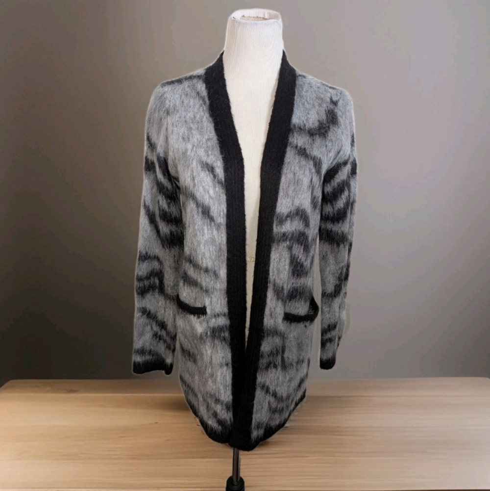 White House Black Market Kimono Cover Up Cardigan Sweater Animal Print XS Petite